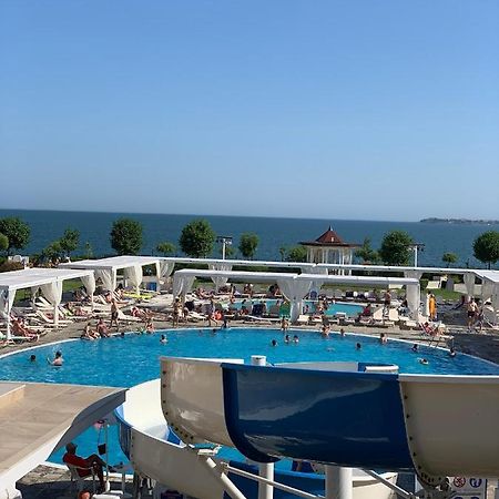 Private Apartment 49 In Prestige Fort Beach Hotel Sveti Vlas Exterior foto